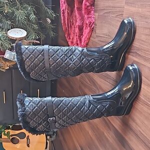 MK snow/rain boots 8